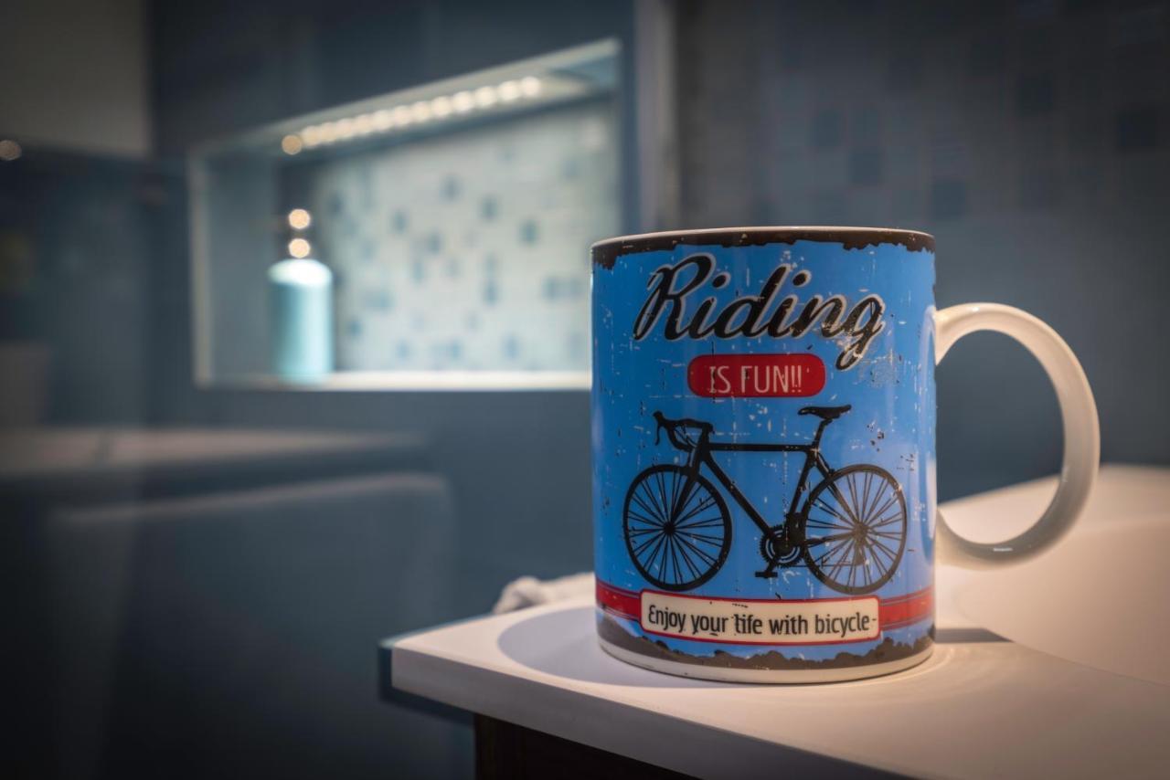 Draisina Bike Apartments Uno Oleggio Castello Zewnętrze zdjęcie